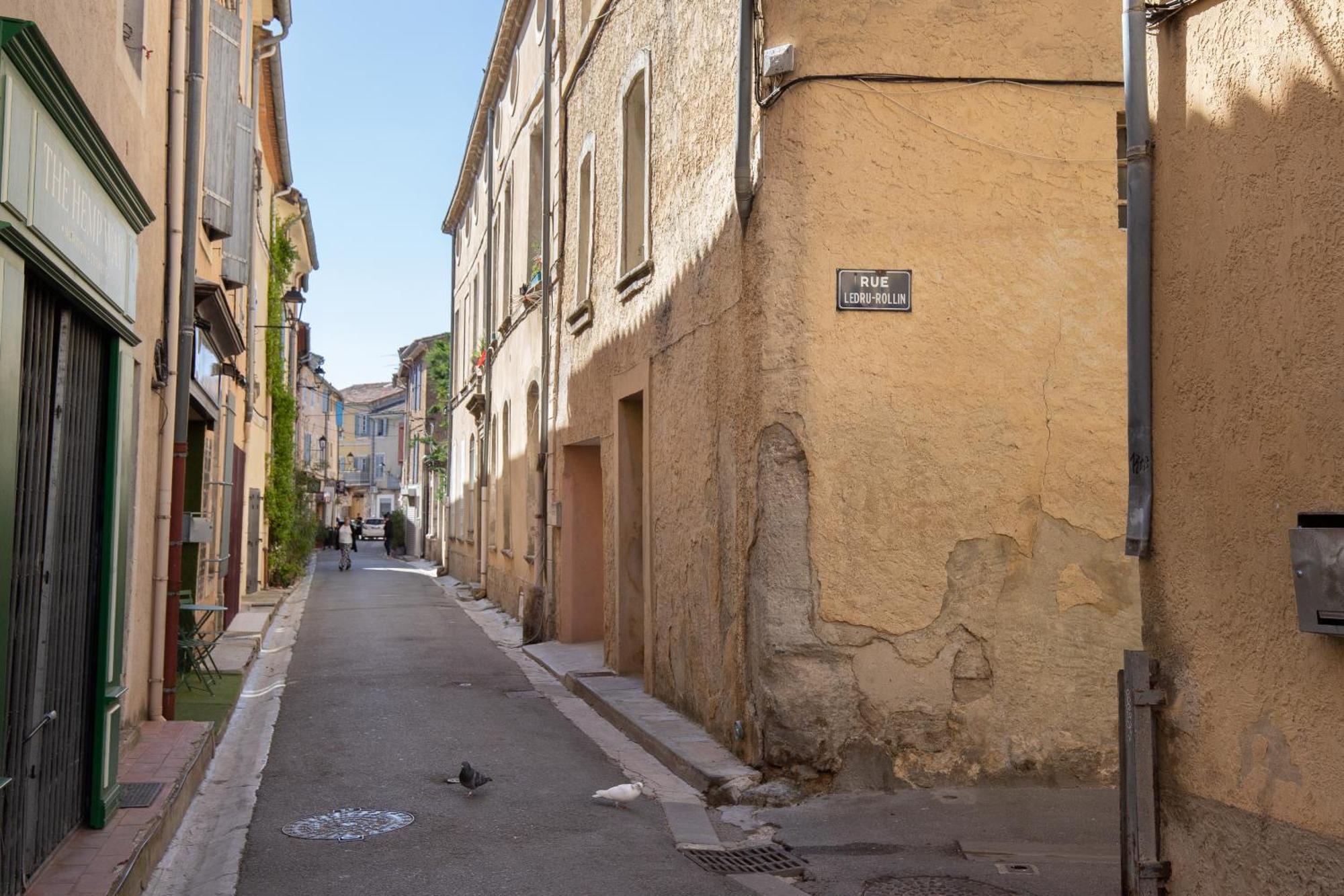 La Venise Provencale - Hypercentre - Wifi Lägenhet LʼIsle-sur-la-Sorgue Exteriör bild